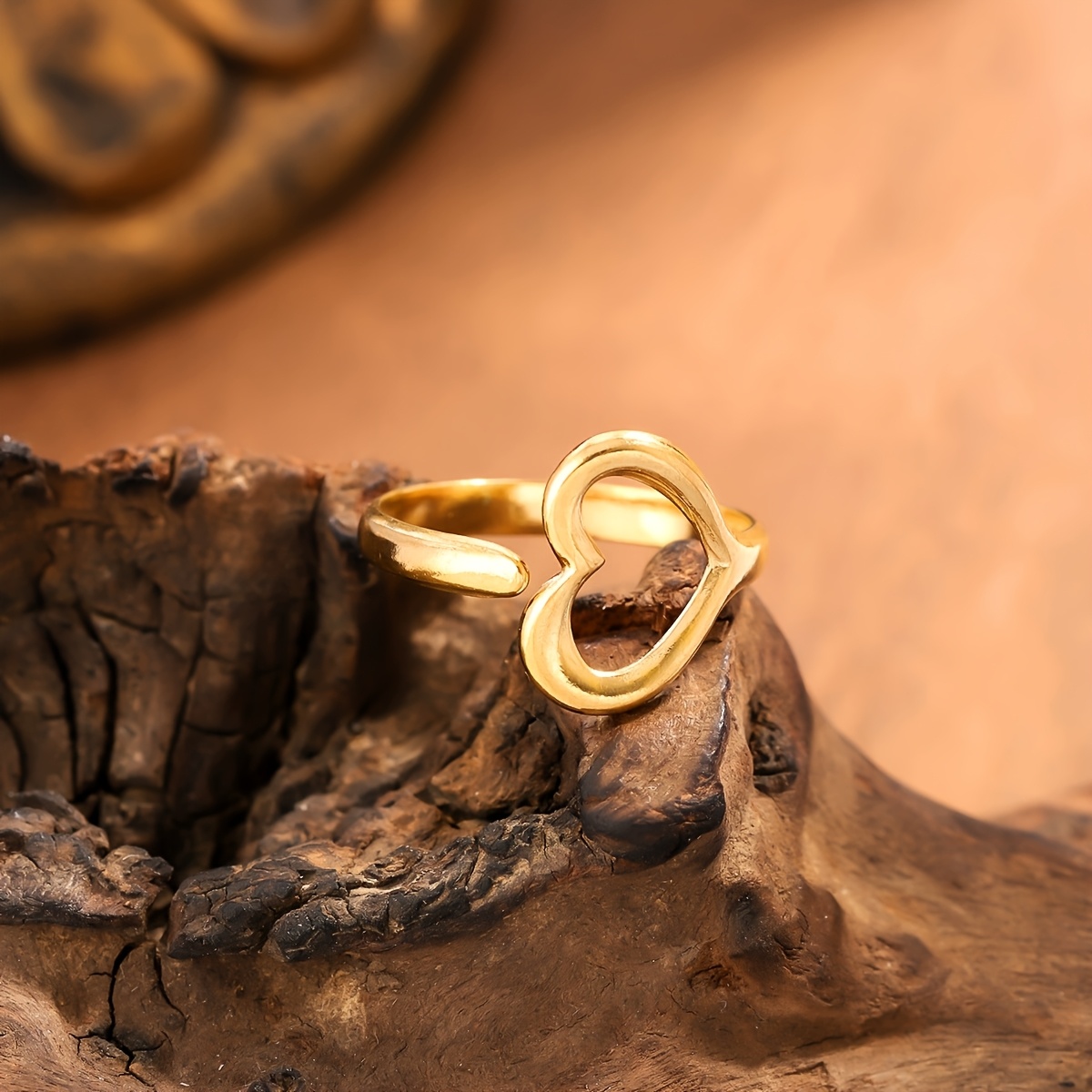 Women's Adjustable Heart-Designed Open-End Ring, Elegant and Stylish